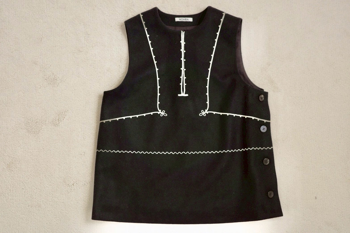 Melton embroidered vest