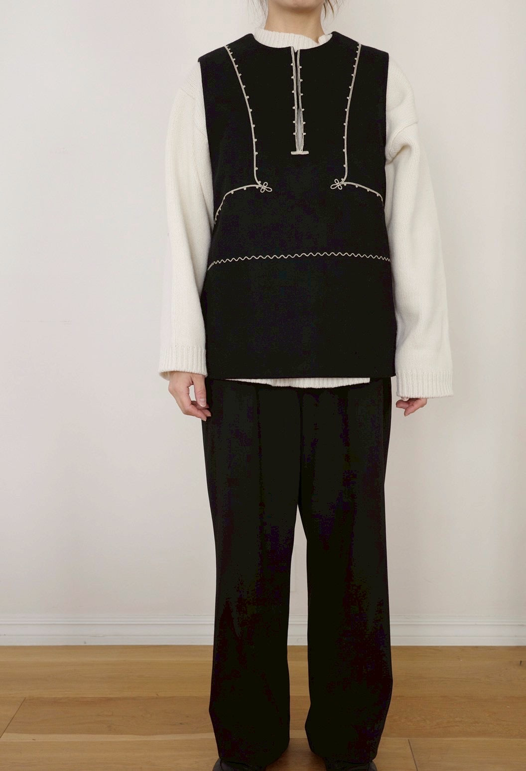 Melton embroidered vest