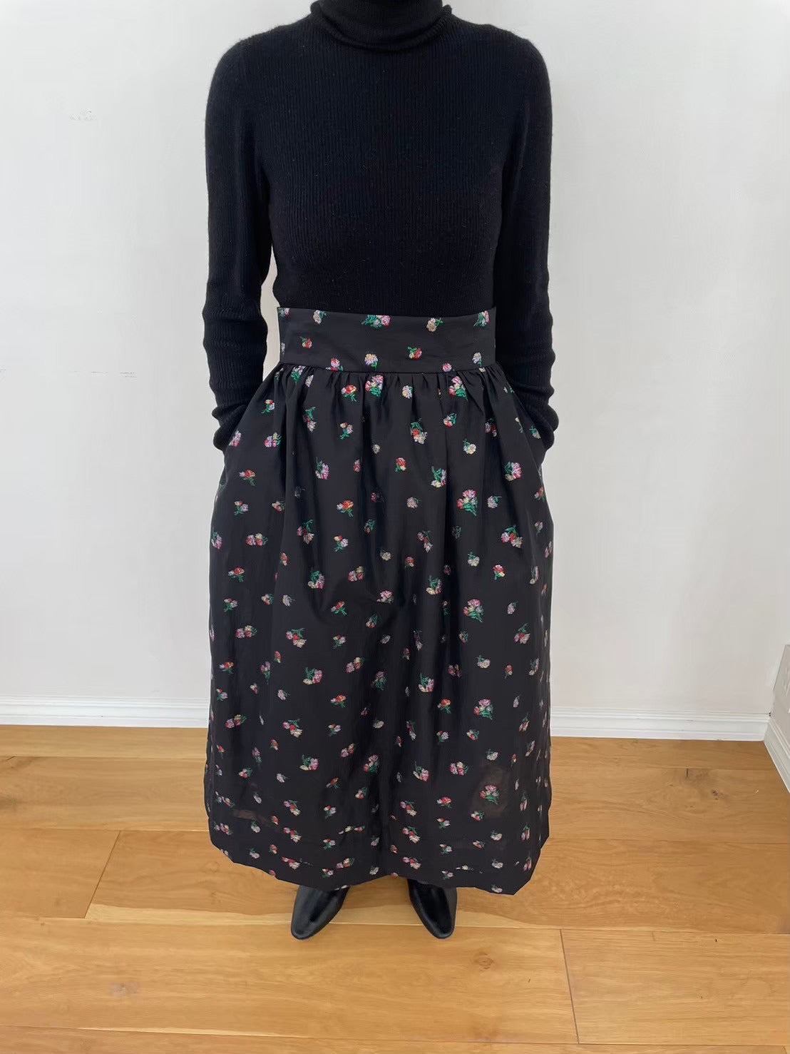 Flower Jacquard Skirt