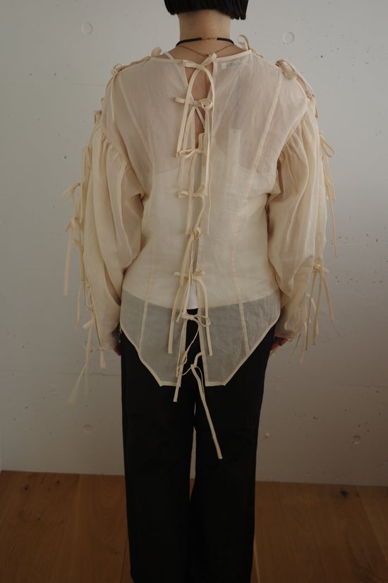Cotton organdy ribbon blouse
