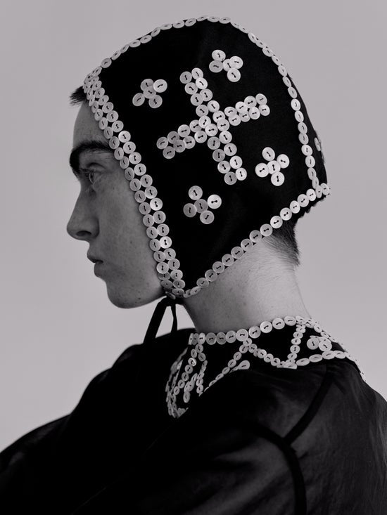 Pearly Bonnet